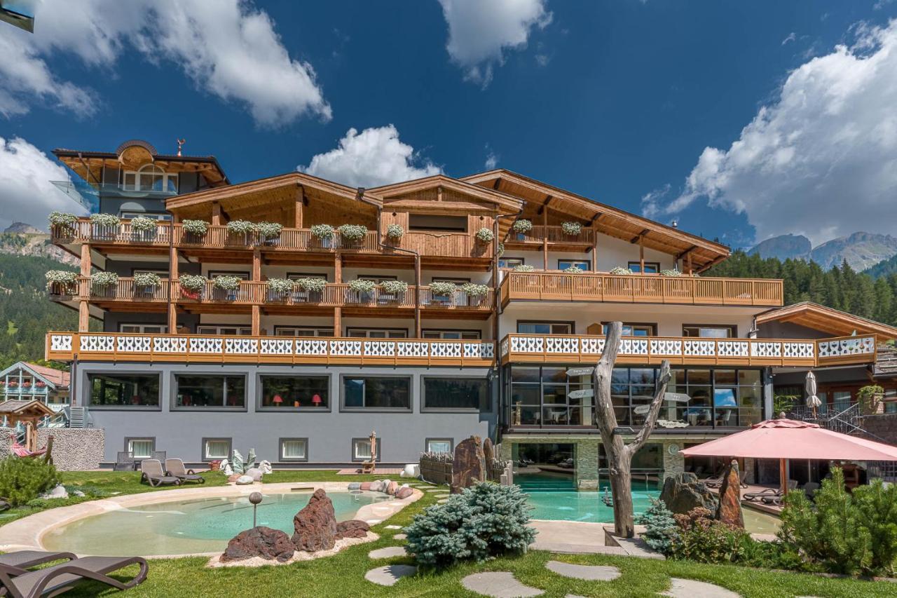 Croce Bianca Leisure & Spa Hotel Canazei Εξωτερικό φωτογραφία