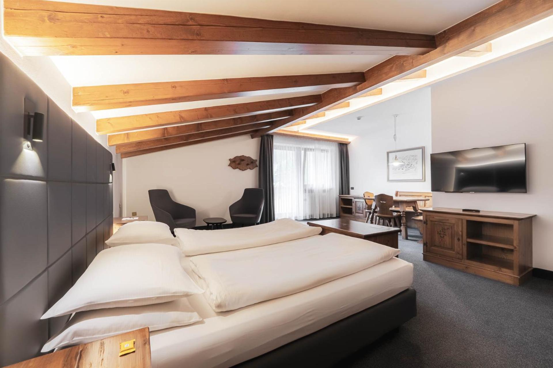 Croce Bianca Leisure & Spa Hotel Canazei Εξωτερικό φωτογραφία